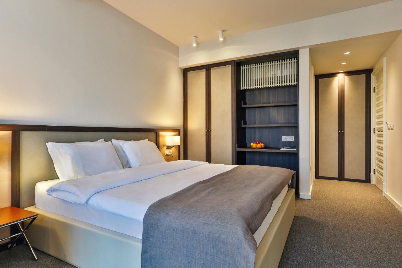 Hotel Bono ブドヴァ エクステリア 写真